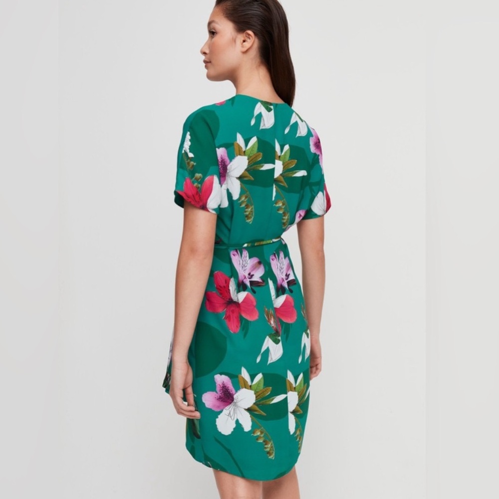 Aritzia Babaton Wallace Floral Green Wrap Dress - Picture 2 of 12